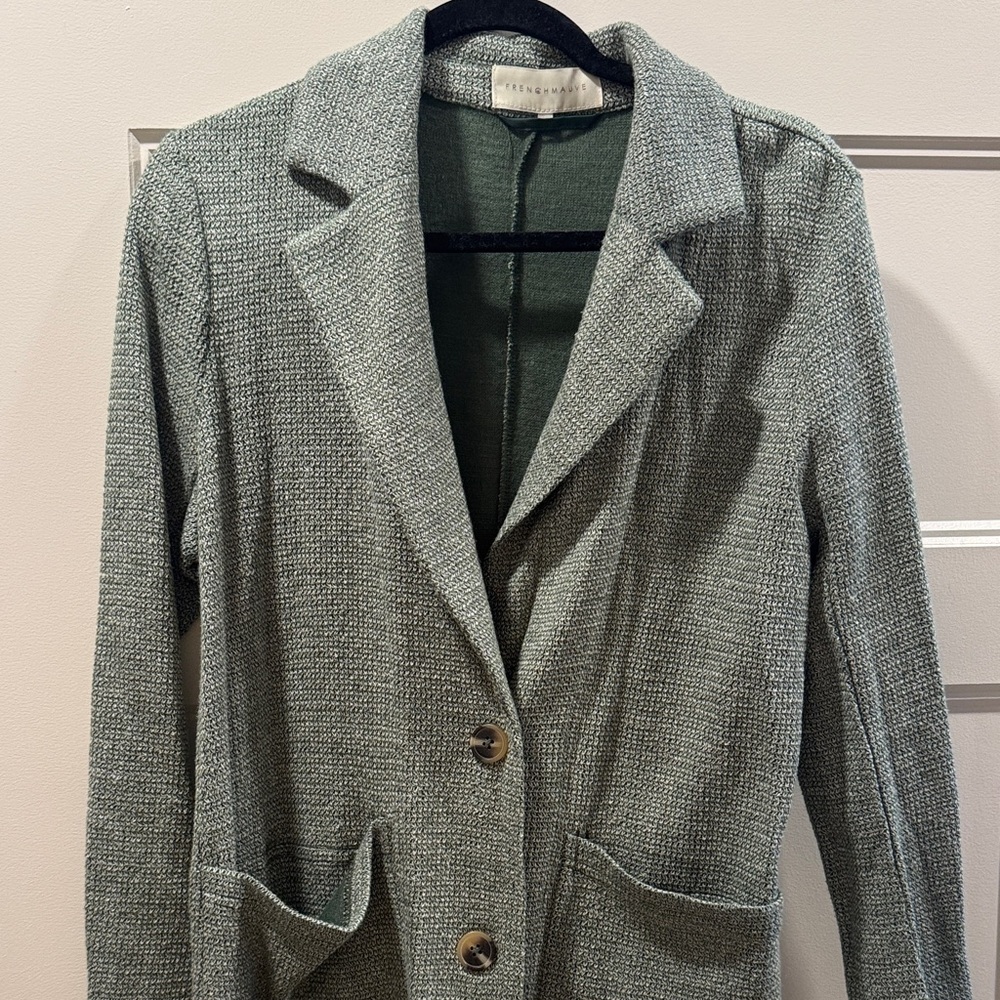 Elegant Textured Blazer in Gray